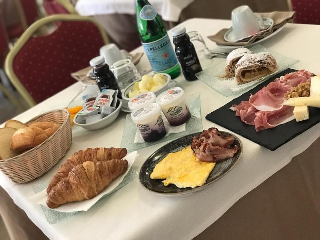 Da Gianni Hotel Zogno Εξωτερικό φωτογραφία